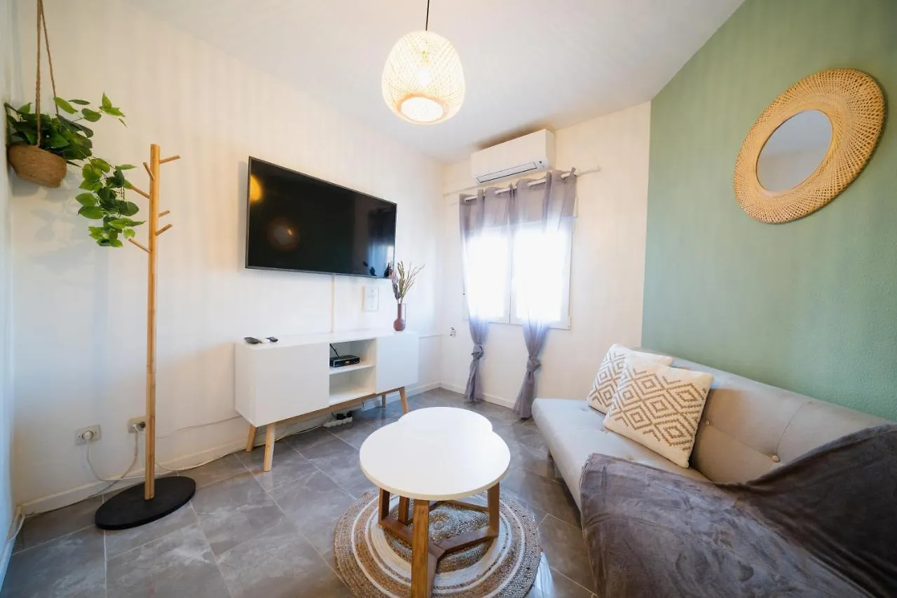 Bonito Apartamento Equipado, Cerca De La Playa Empuriabrava Spain