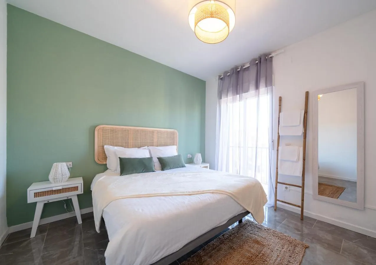 Bonito Apartamento Equipado, Cerca De La Playa contacts